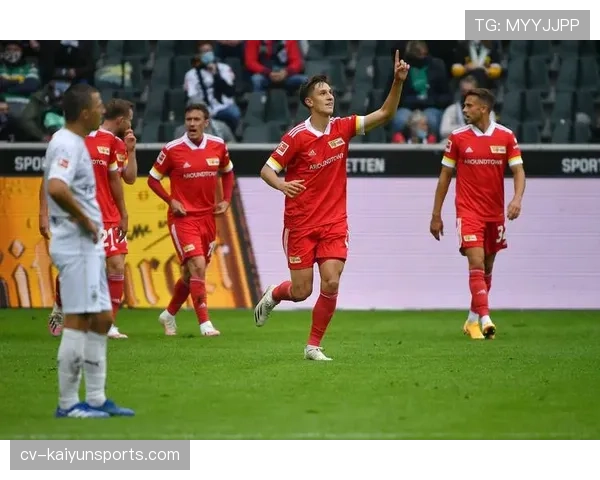 门兴格拉德巴赫主场尝试“静默观赛”15分钟,相关片段在社交媒体获病毒式传播 门兴格拉德巴赫主场尝试“静默观赛”15分钟,相关片段在社交媒体获病毒式传播