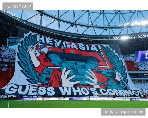 聚焦:蒙扎主场球迷为即将退役的老将凯文-普林斯·博阿滕制作巨型Tifo 聚焦:蒙扎主场球迷为即将退役的老将凯文-普林斯·博阿滕制作巨型Tifo